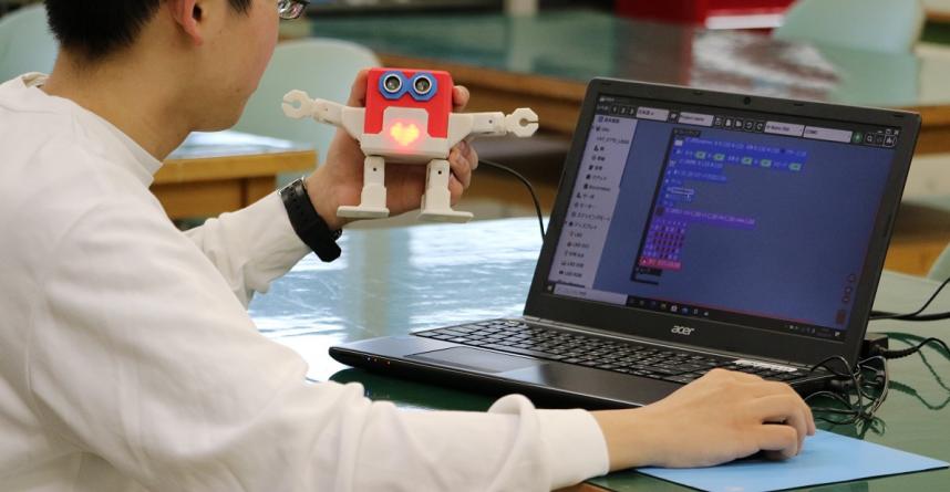 2足歩行ロボット