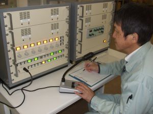 送受信機集中制御監視装置
