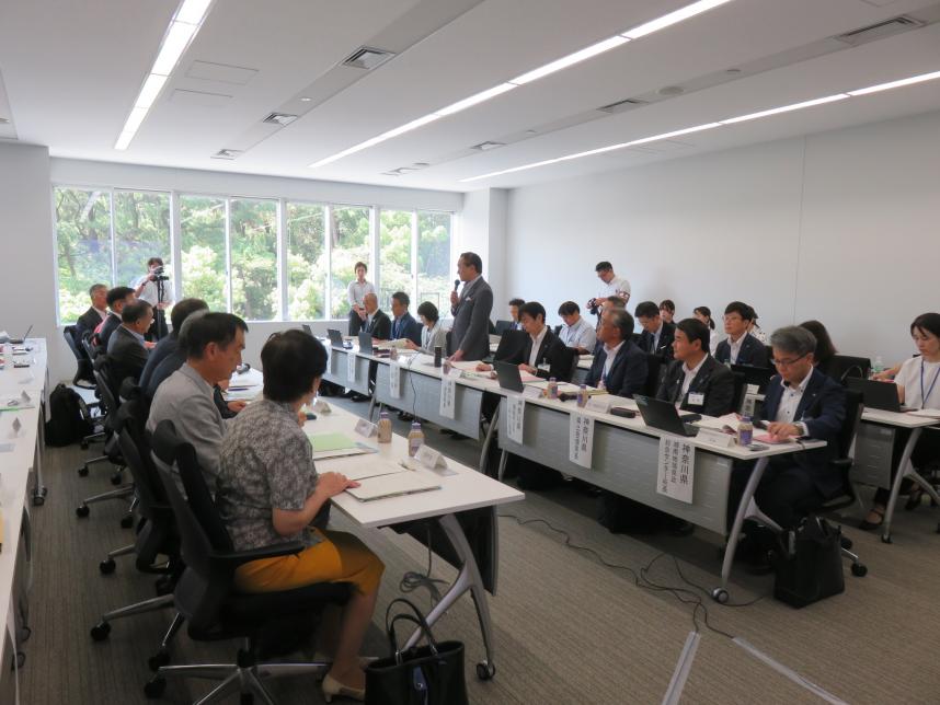 R7首長懇談会写真