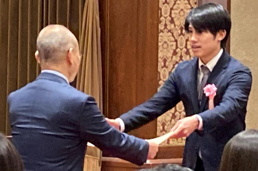 第2部門受賞者の今枝契輔教諭