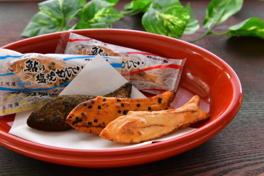 三河屋鮎の塩焼せんべい