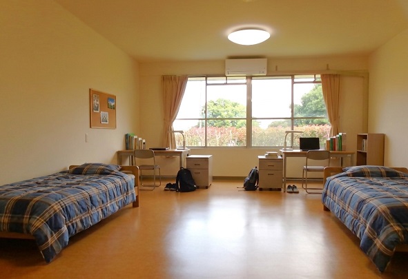 寮部屋写真