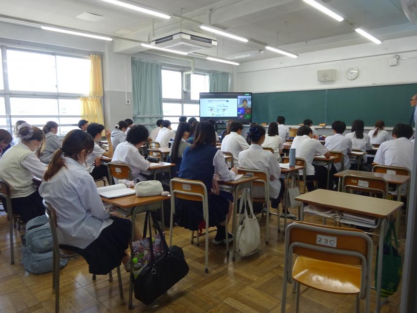 追浜高校＿教室
