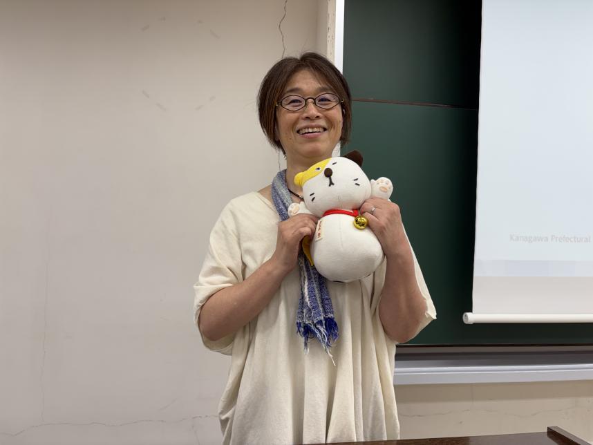 かにゃおと講師