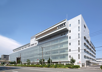 川崎市立川崎高等学校及び川崎市立川崎高等学校附属中学校、川崎市南部地域療育センター 建物全体