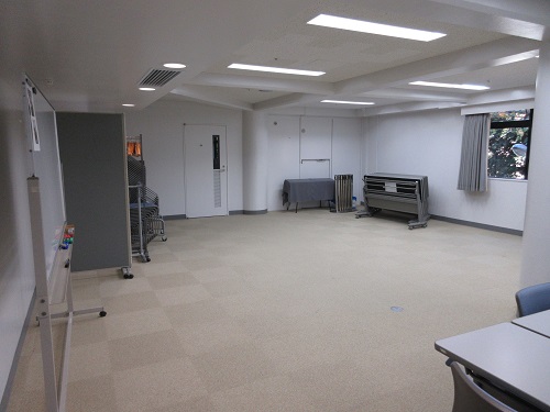 活動室1奥側部分写真