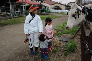 牛と子ども