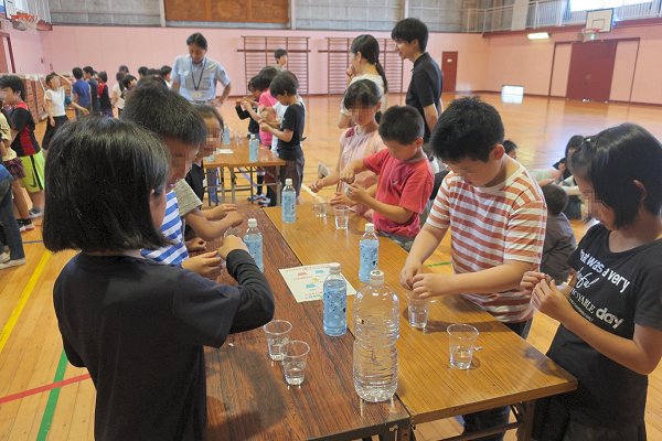 水道教室2019年　福田小学校　水質実験