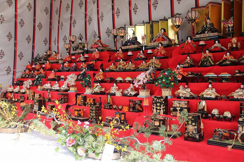 座間神社でのひな祭り2