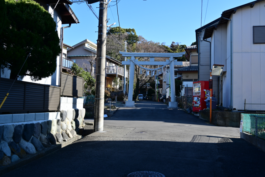 2番目の鳥居を正面から撮影