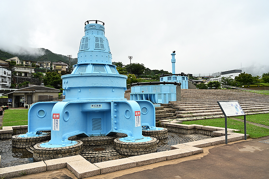 水力発電のモニュメント