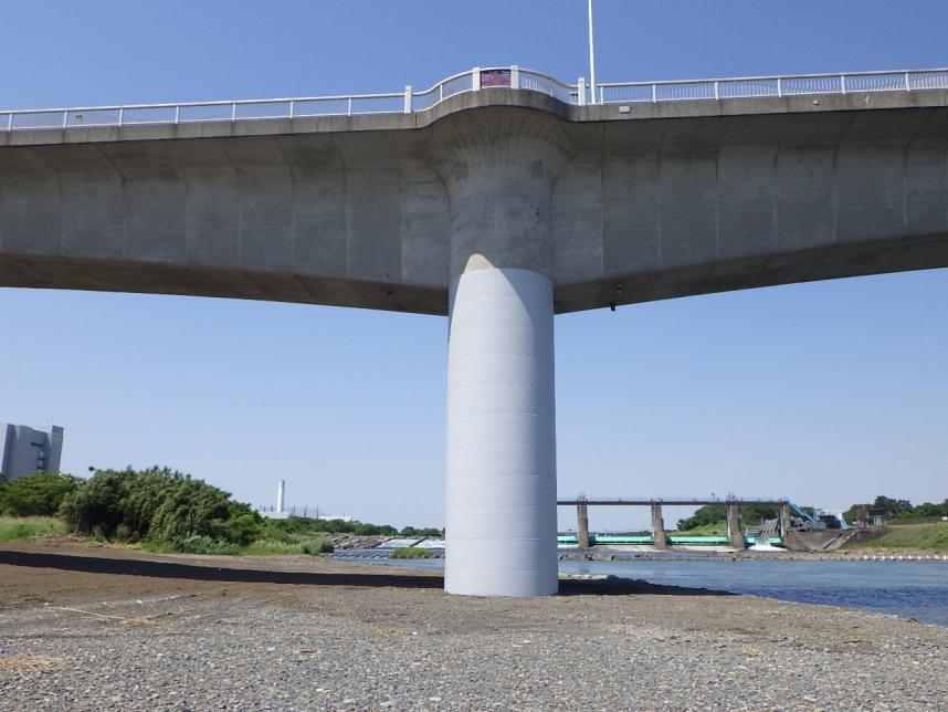 県道47号（神川橋P2橋脚）橋りょう補修工事