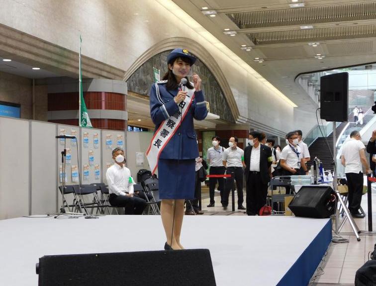 高見さんによる防犯トークの様子