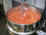 写真：裏ごししたトマト煮詰め