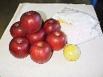 写真：リンゴ　2kg(8個)レモン　1個(135g)砂糖　2kg