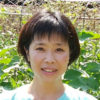 山田 靖子