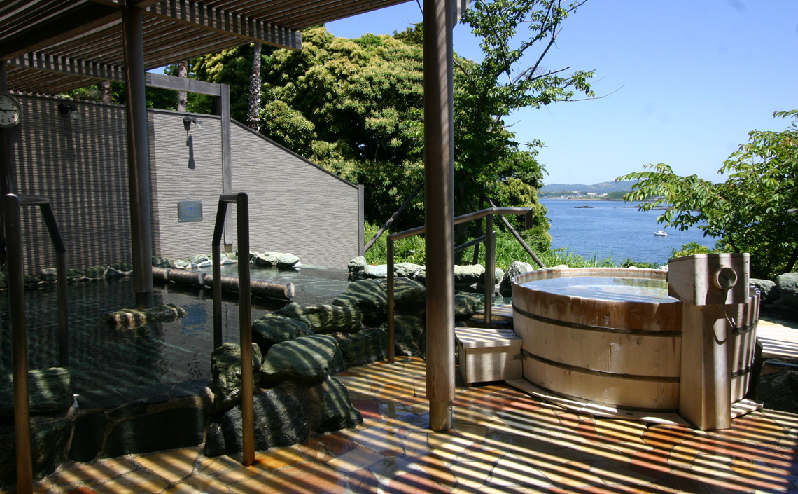 ホテル京急油壺 観潮荘の露天風呂