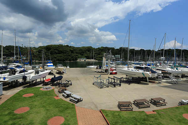Aburatsubo Keikyu Marina
