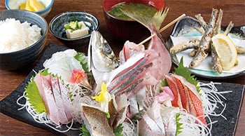 Meshiya Oisoko (Oiso Port's Restaurant)