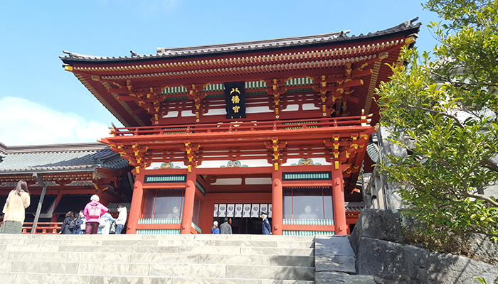 Next it’s off to Tsurugaoka Hachimangu Shrine.2