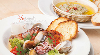 iL CHIANTI BEACHE (イルキャンティ・ビーチェ)