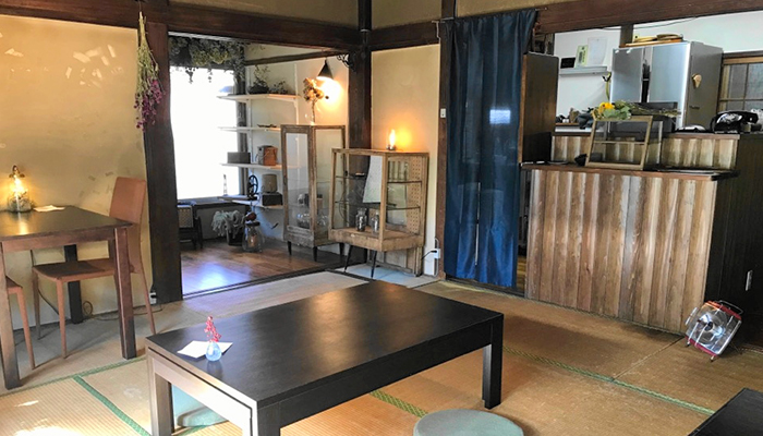 古民家カフェ内部写真1