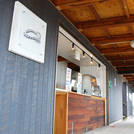 オーシャンズキッチン外観