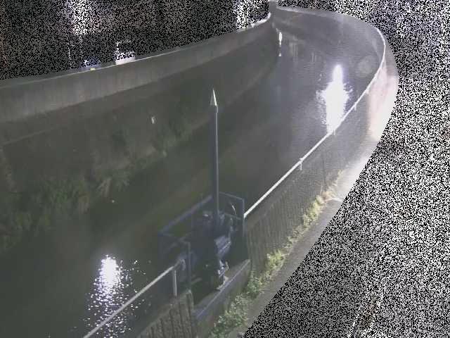西ヶ崎橋付近のカメラ画像