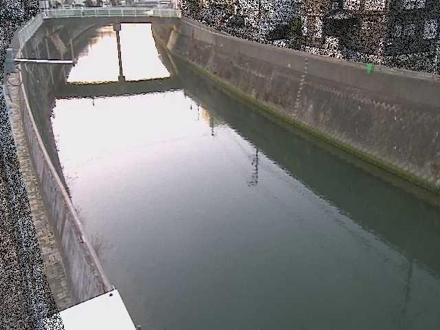 平作川 根岸歩道橋付近のカメラ画像