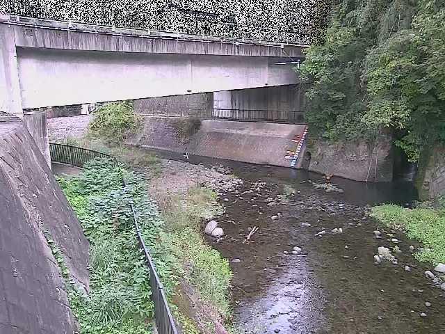 串川 串川橋付近のカメラ画像