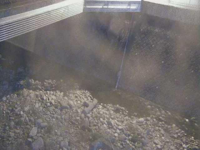 鳩川 石橋付近のカメラ画像