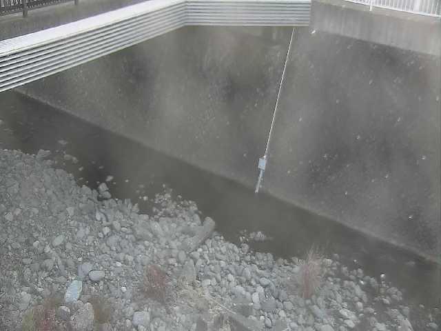 鳩川 石橋付近のカメラ画像