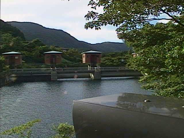 湖尻水門付近のカメラ画像