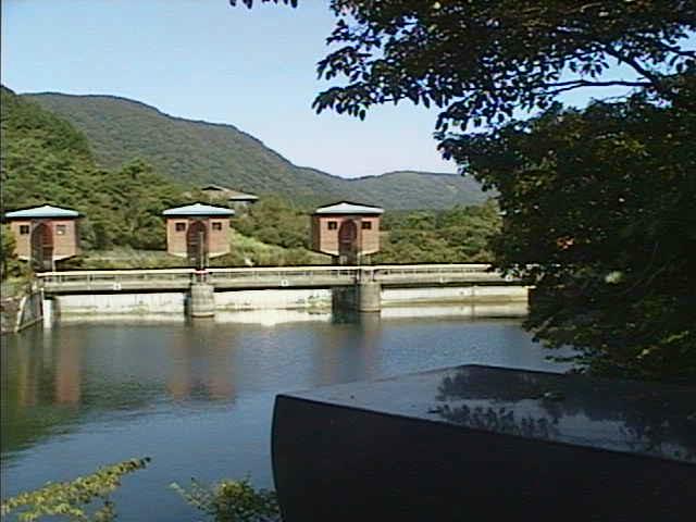 湖尻水門付近のカメラ画像