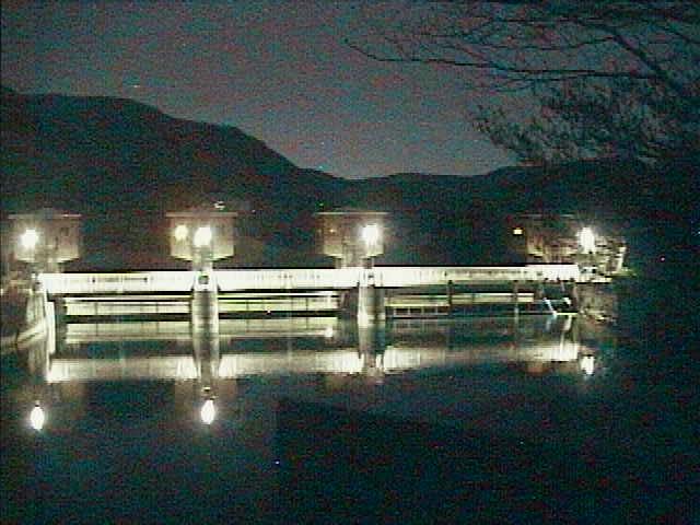 芦の湖 湖尻水門付近のカメラ画像