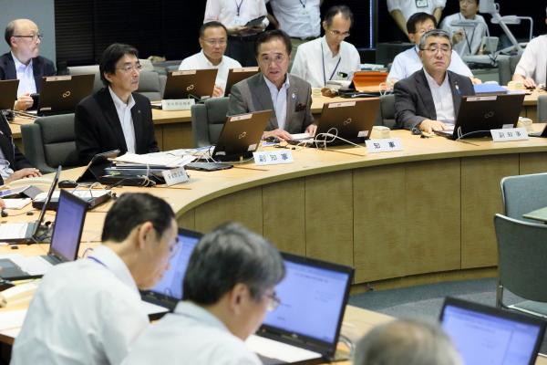 写真:会議