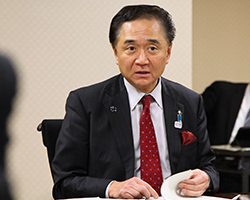 写真:黒岩知事