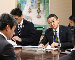 写真:会議の様子