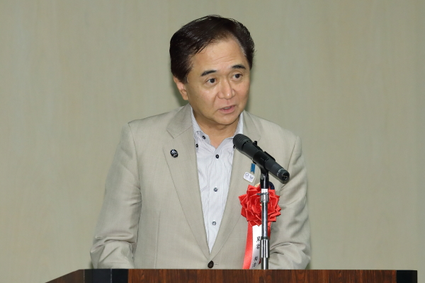 知事のオープニング挨拶