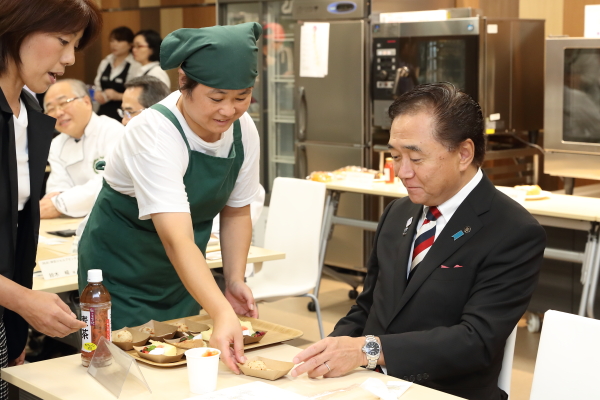知事1