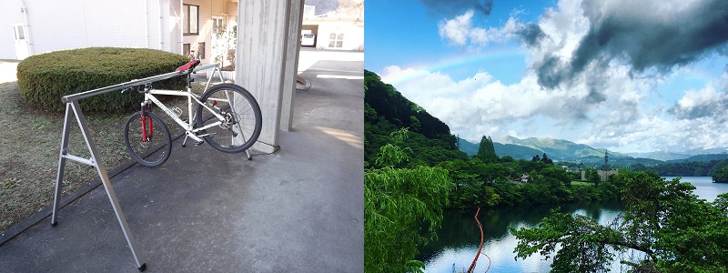 バイクラックを設置してある様子と津久井の風景