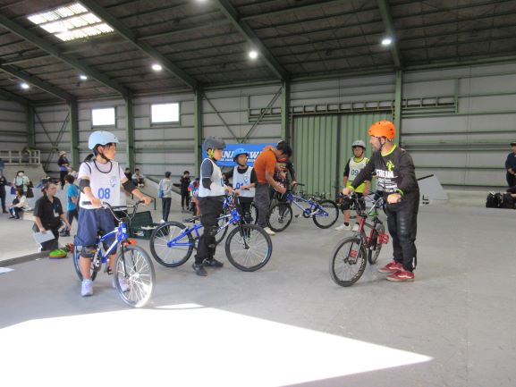 20231029-bmx3.JPG