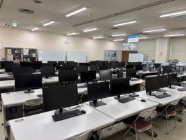 プログラミング室B