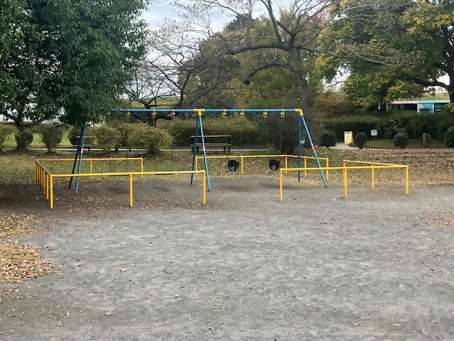 相模原公園ブランコ