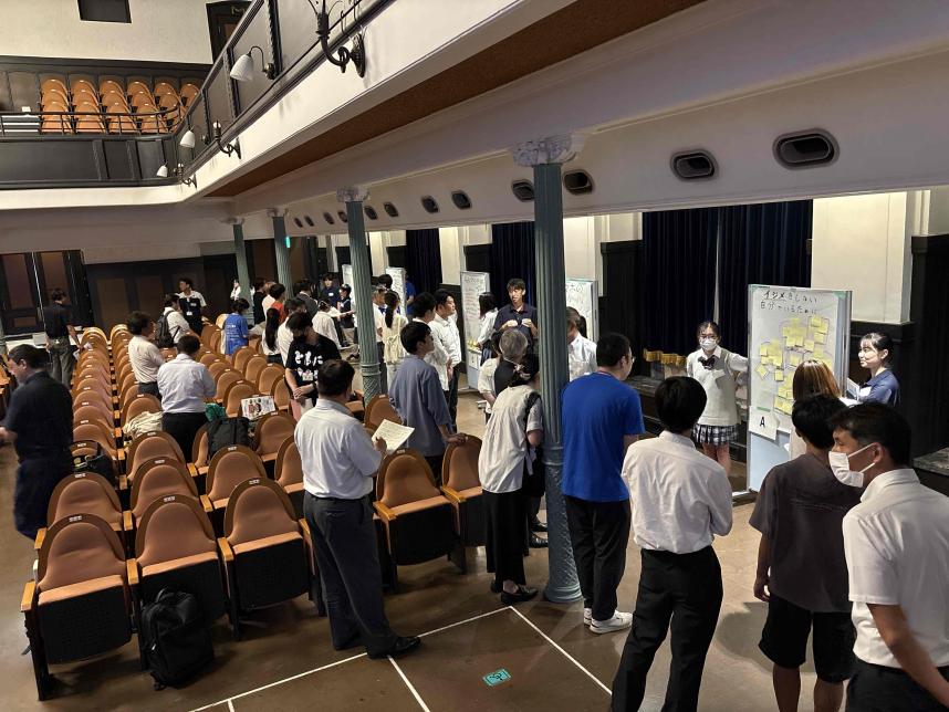 発表資料の展示