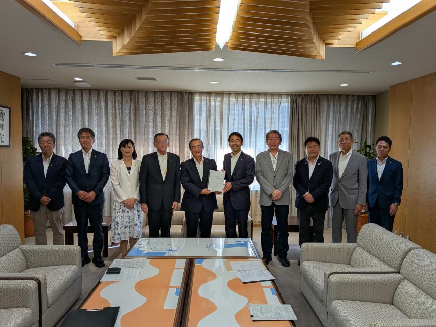 議長の活動（8月19日写真）