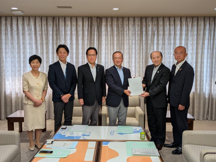 議長の活動（8月25日写真）