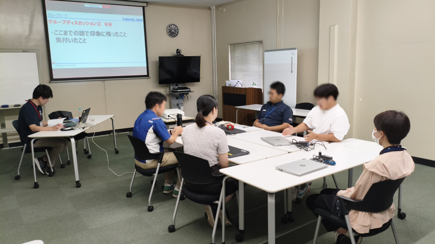 株式会社ミクニ小田原事業所の職場研修（ディスカッション）の様子