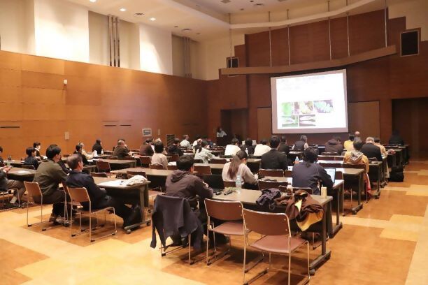 研究成果発表の様子（会場A)