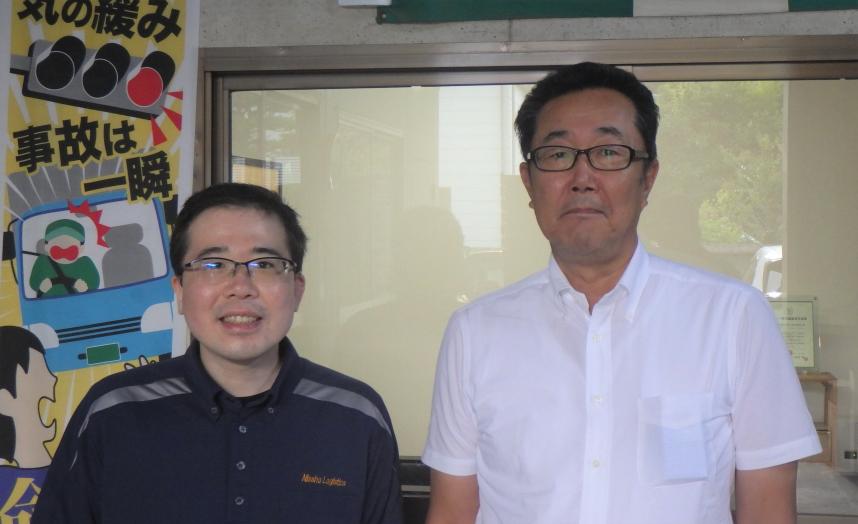 日翔物流株式会社集合写真